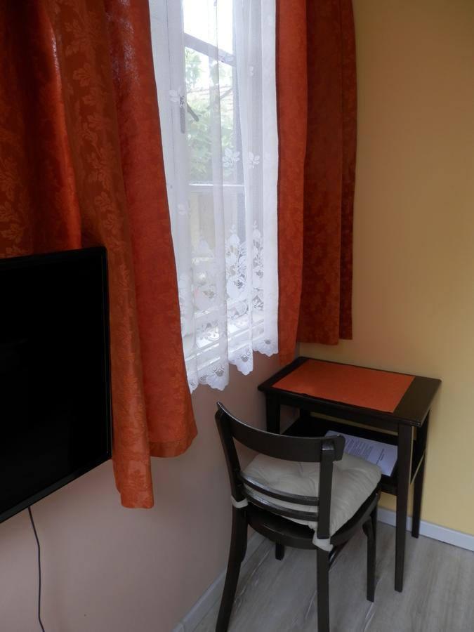 Muskatlis Haz Apartment Balatonlelle Ngoại thất bức ảnh